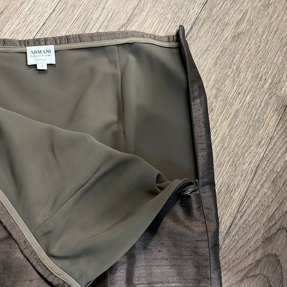 ARMANI COLLEZIONI | silk bronze ruffle skirt, size 6 - Picture 3 of 4